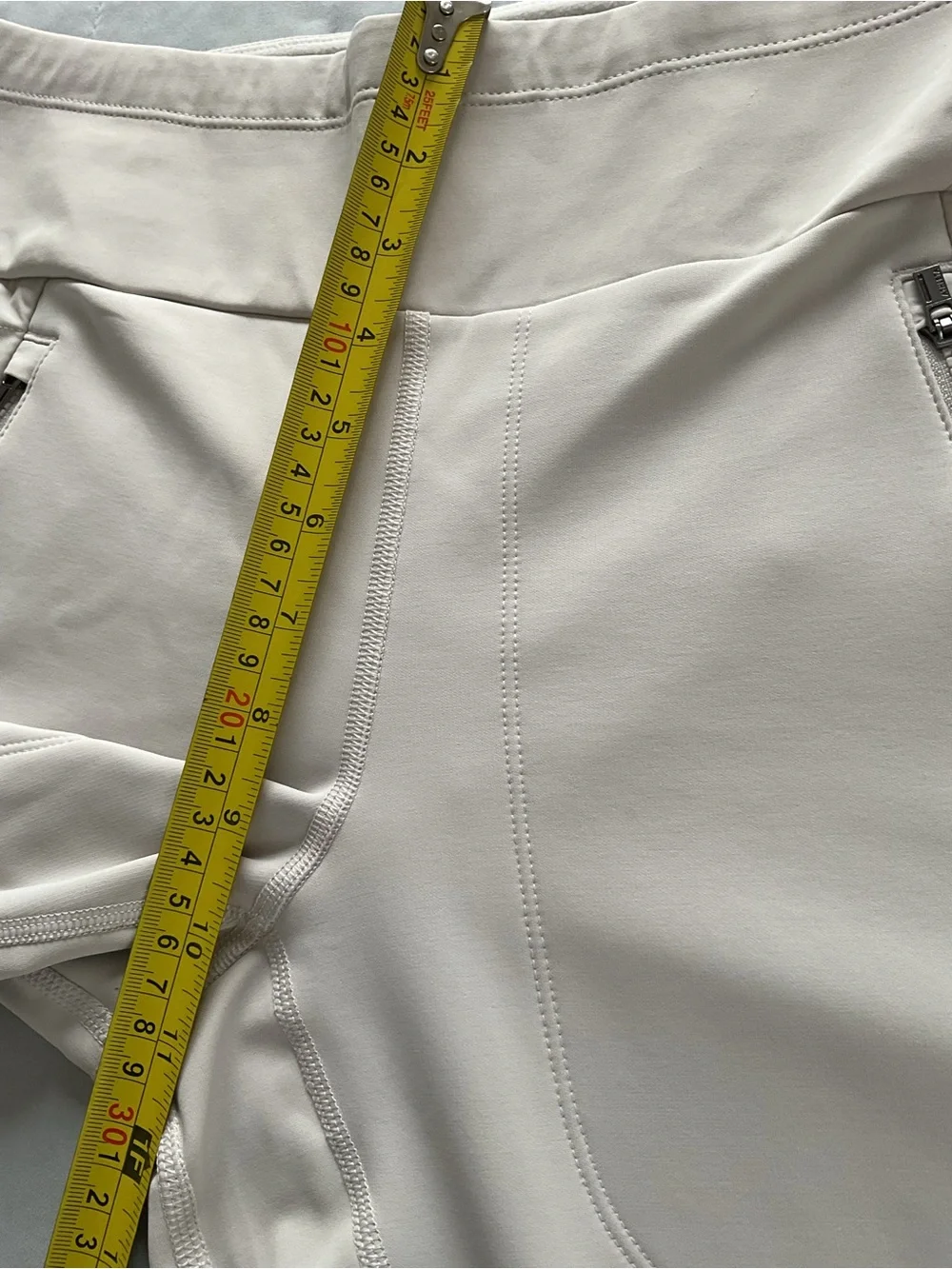NWT Athleta Peak Hybrid Fleece Tight Leggings Size M Beige